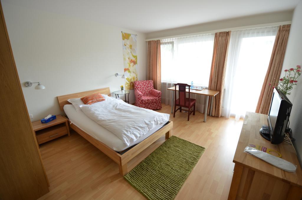 City Hotel Wettingen Quarto foto